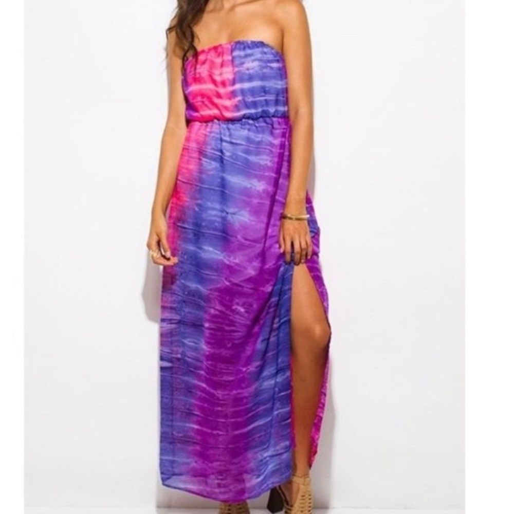 Tie-dye strapless maxi dress with slit